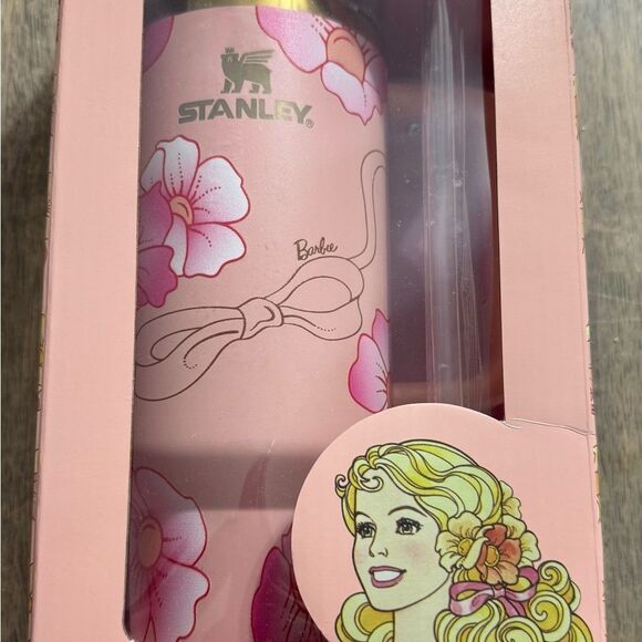 NEW-Stanley/Barbie- Floral Tumbler with Straw (80’s Peaches N cream) 40oz - Picture 5 of 9